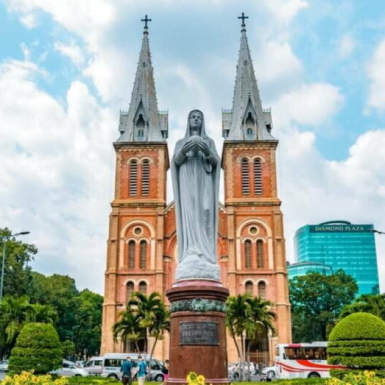 Du lịch nghỉ dưỡng cùng Khách sạn và Căn hộ cao cấp Hoàng Dũng